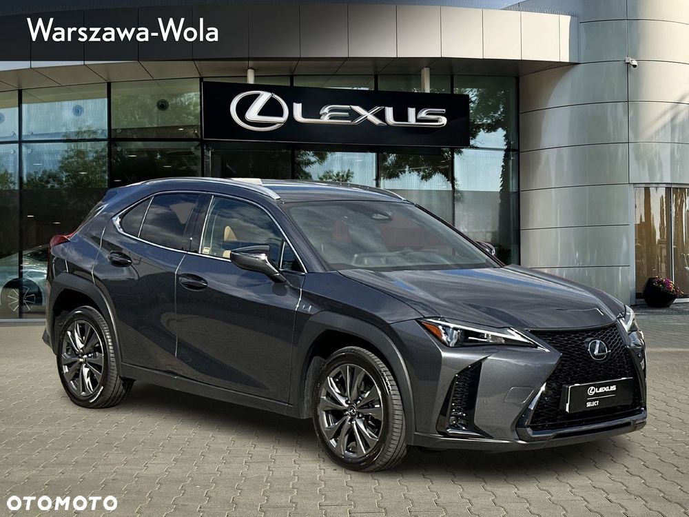 Lexus UX 300h F Sport Design - 9