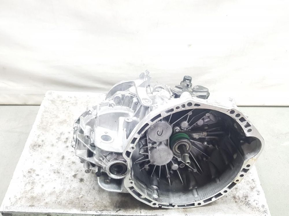 CAIXA DE VELOCIDADES RENAULT TRAFIC III FURGÓN REF. PF6082 - 1