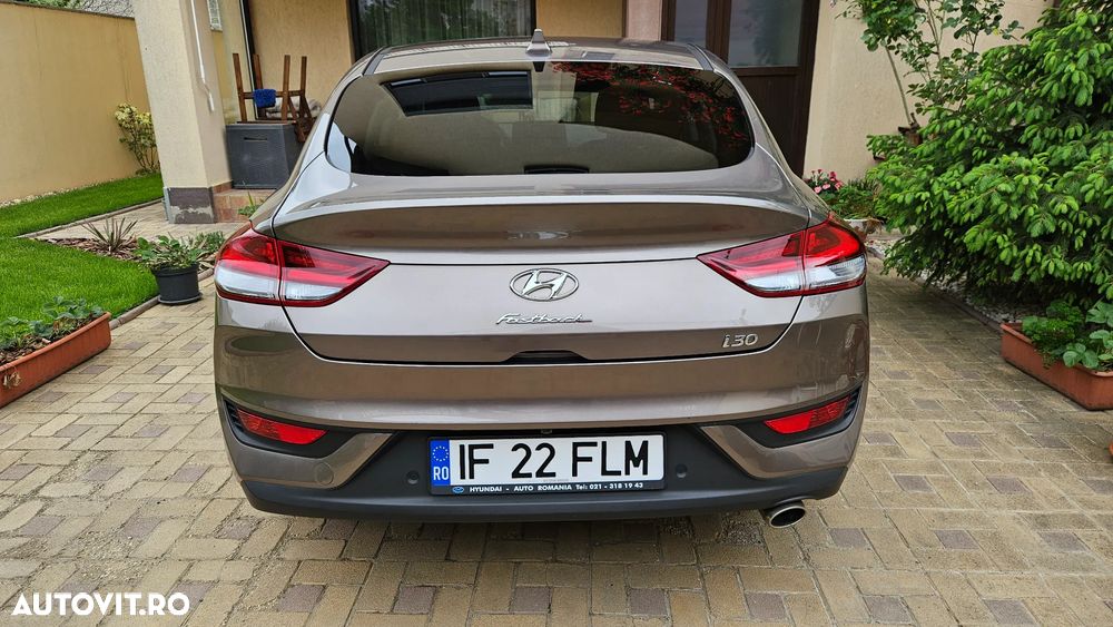 Hyundai i30 1.5 T-GDI 160CP MHEV 5DR M/T Exclusive - 5