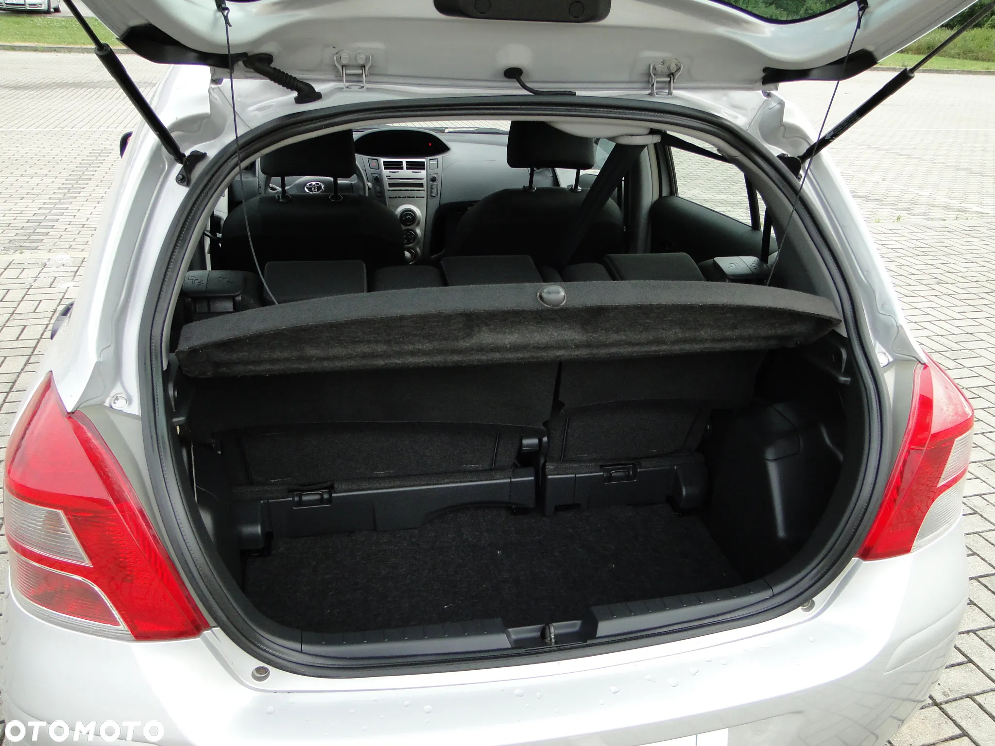 Toyota Yaris - 8