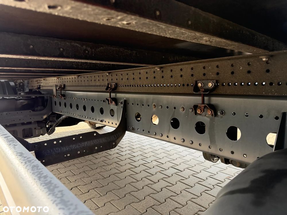 Mercedes-Benz ATEGO 1318 IZOTERMA 20 PALET! - 9