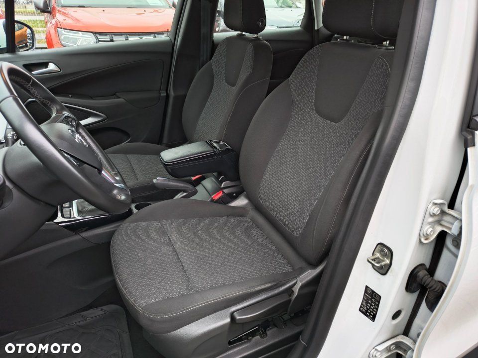 Opel Crossland X - 15