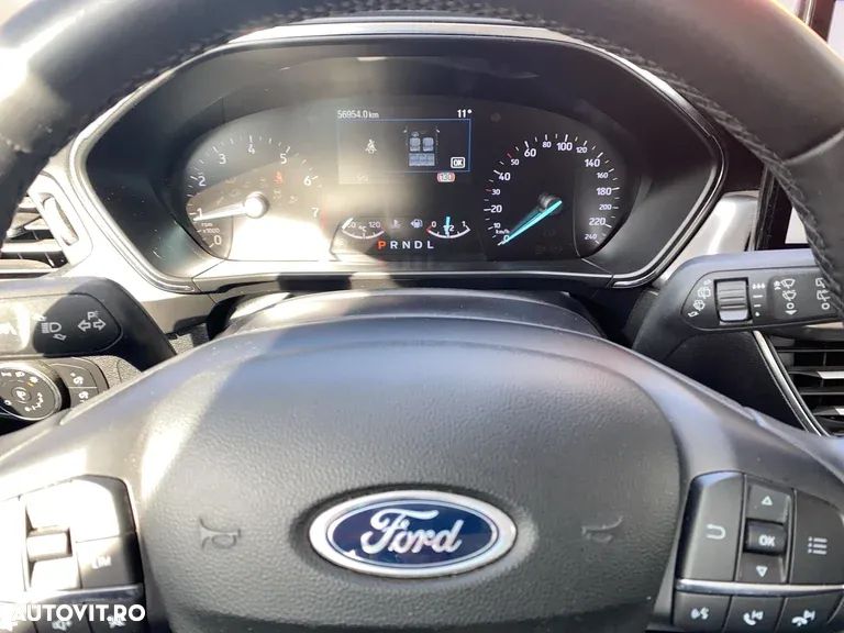 Ford Focus 1.0 EcoBoost Titanium - 8