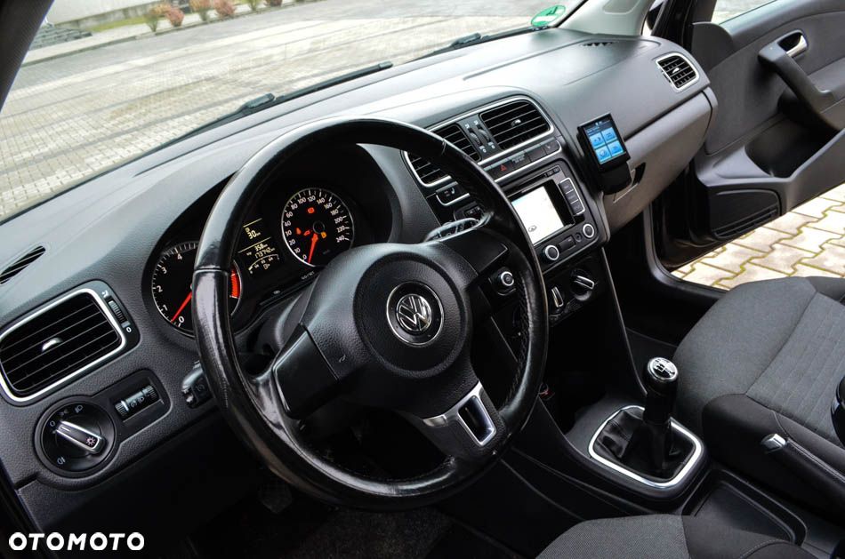 Volkswagen Polo 1.2 Comfortline - 35