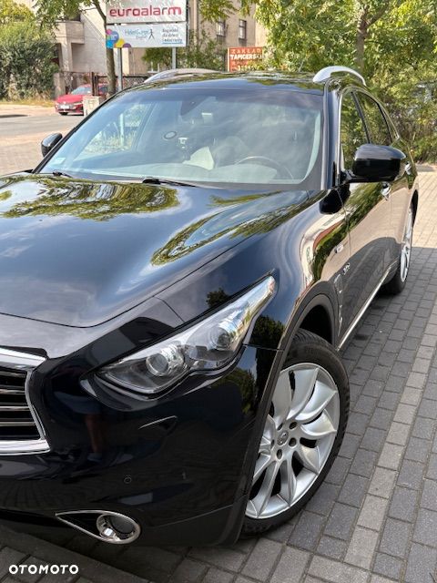 Infiniti QX70 3.0d S Premium - 4