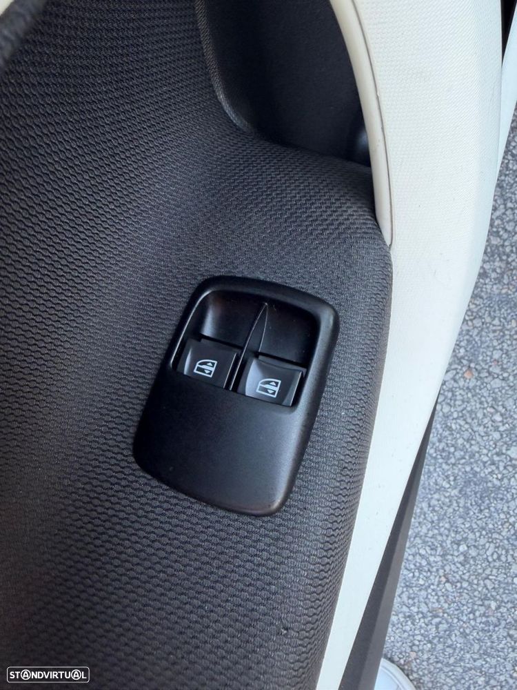 Smart ForTwo Coupé 1.0 mhd Passion 71 - 15