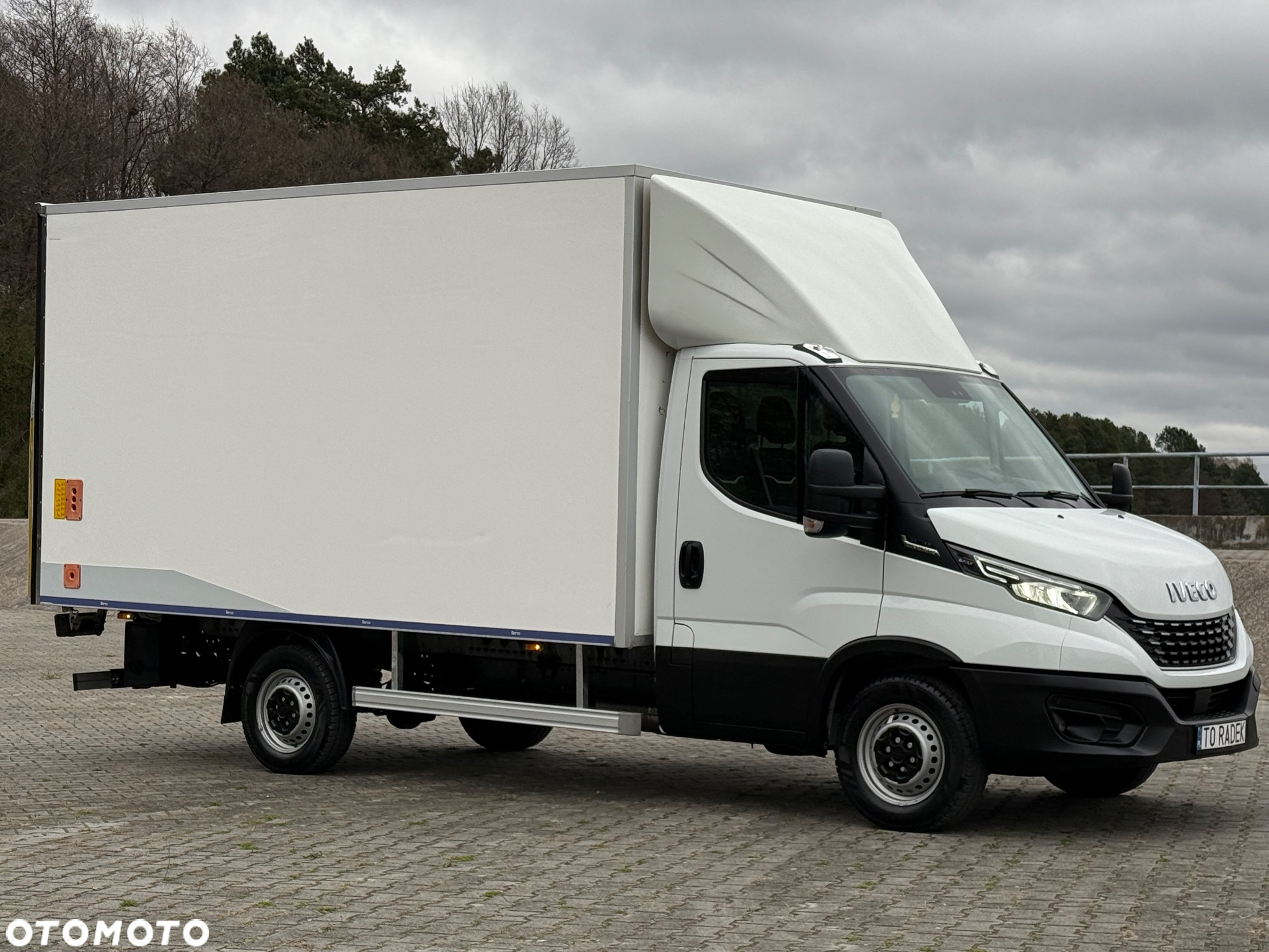 Iveco DAILY 35-160 160KM Hi Matic *Resor+Poduszka* Full LED Kontener * Izoterma +Winda 750KG SUPER STAN!!! - 8