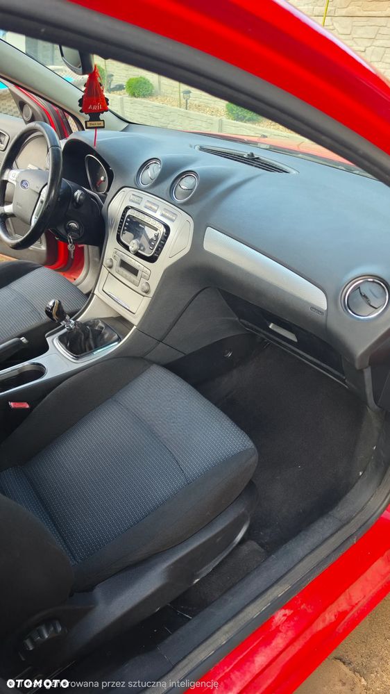 Ford Mondeo 2.0 TDCi Ambiente - 5