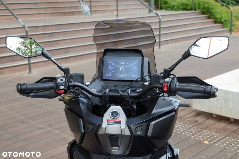 VOGE SR450X - 6
