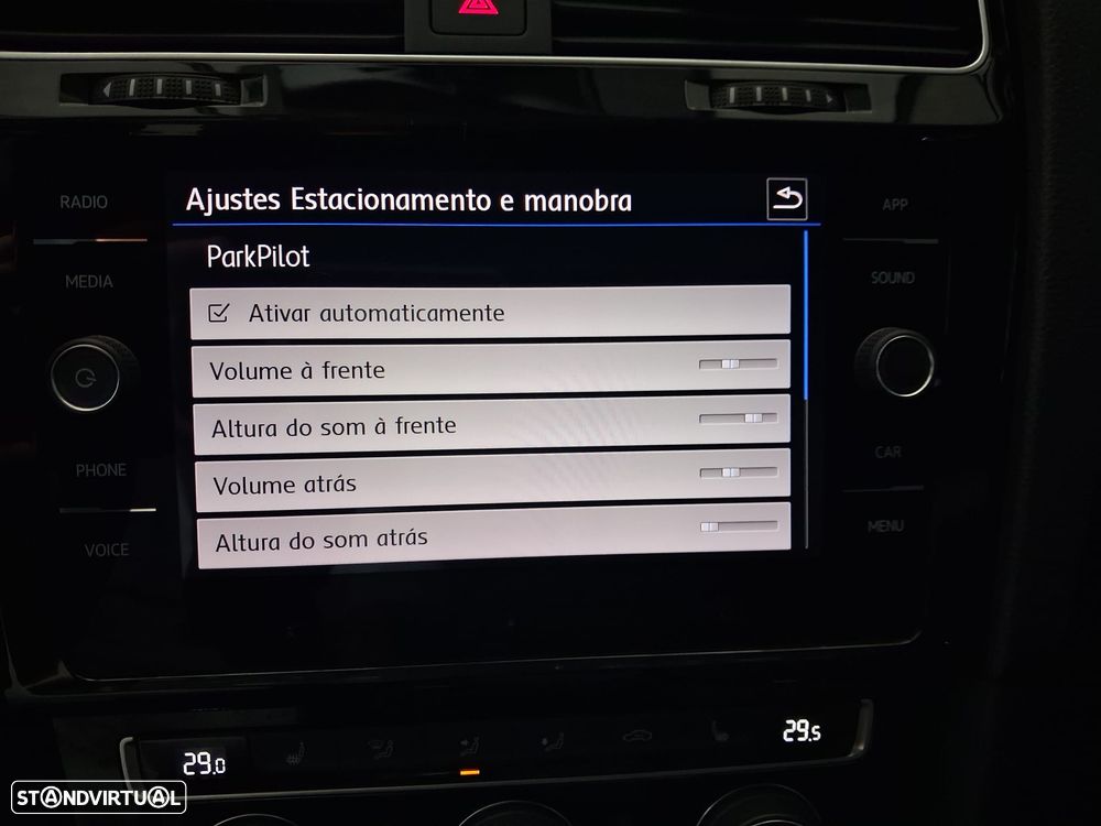 VW Golf 1.6 TDI SCR IQ.DRIVE - 24