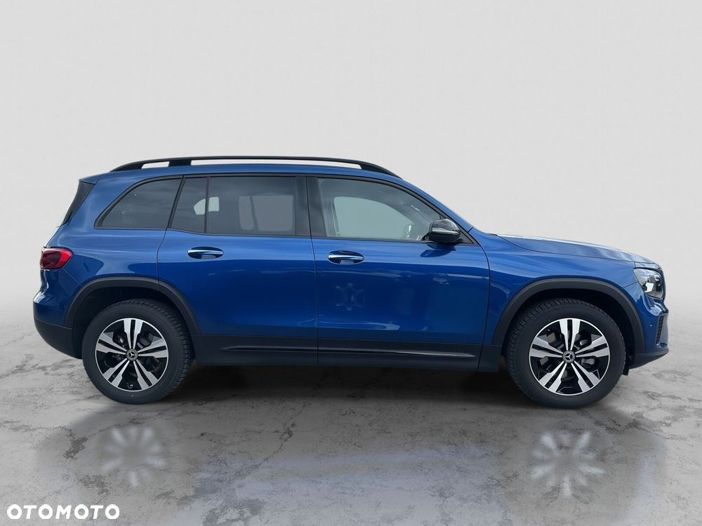 Mercedes-Benz GLB - 3