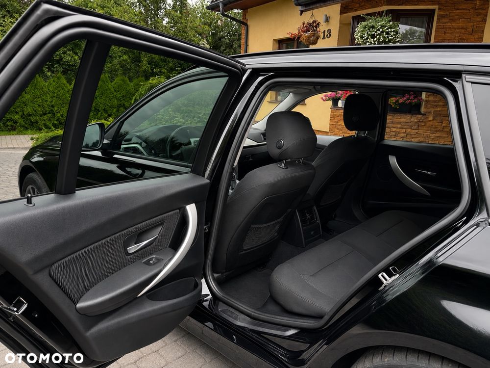 BMW Seria 3 - 16