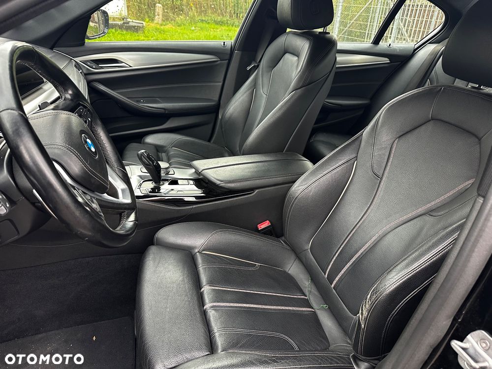 BMW Seria 5 520i GPF Luxury Line - 10