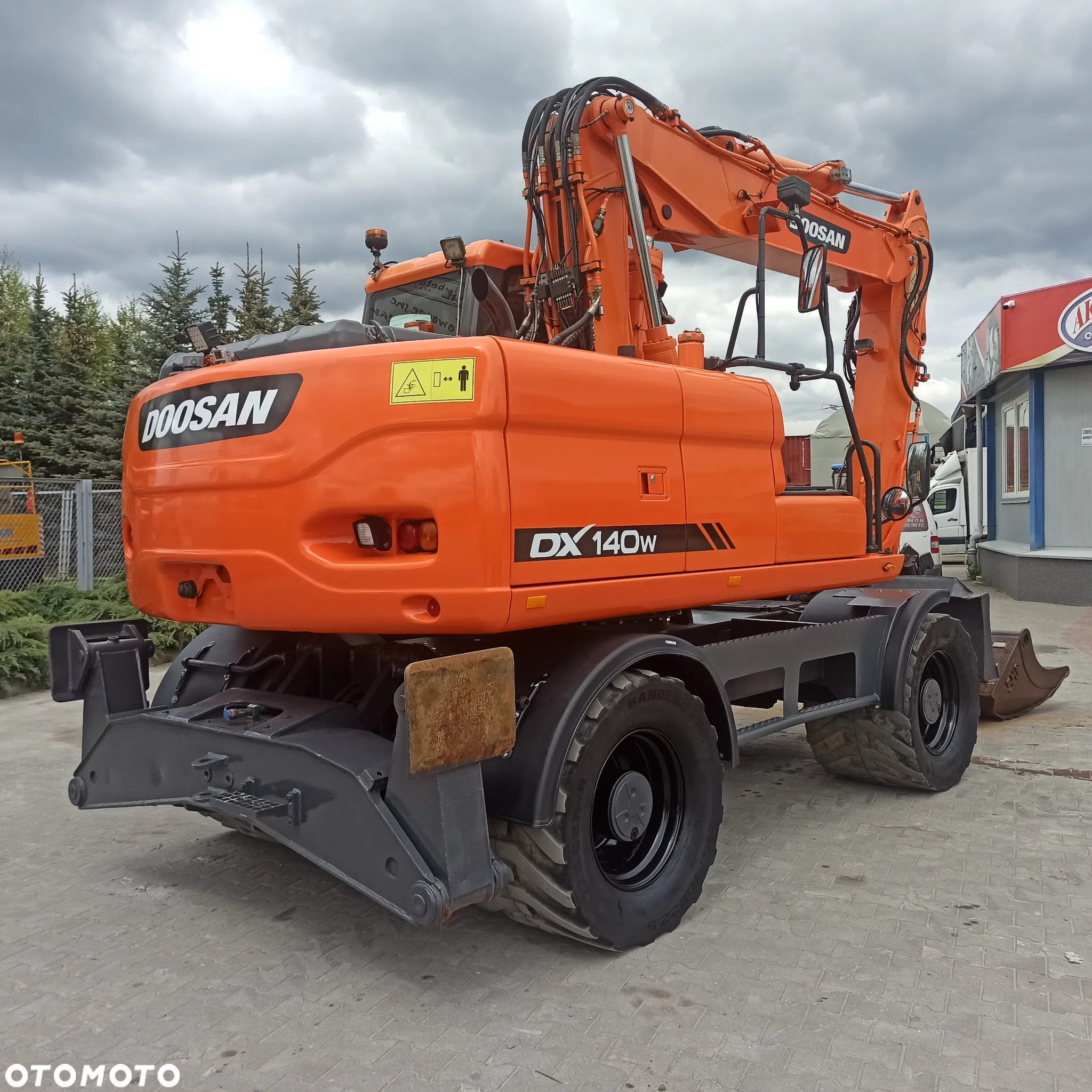 Doosan DX 140 W - 5