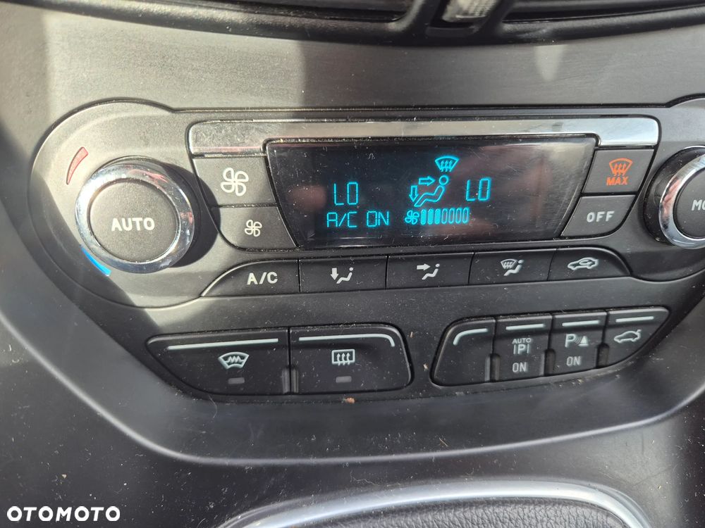 Ford C-MAX - 16