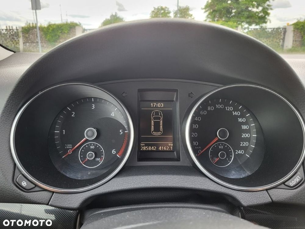 Volkswagen Golf 2.0 TDI DPF Comfortline 119 g - 23