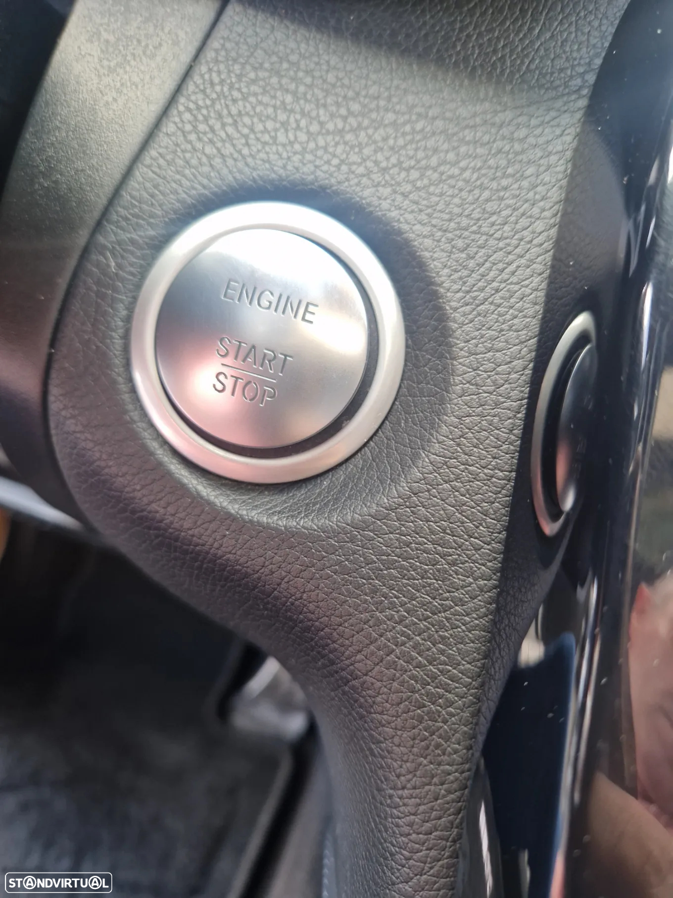 Mercedes-Benz GLC 220 d 4Matic 9G-TRONIC AMG Line - 24