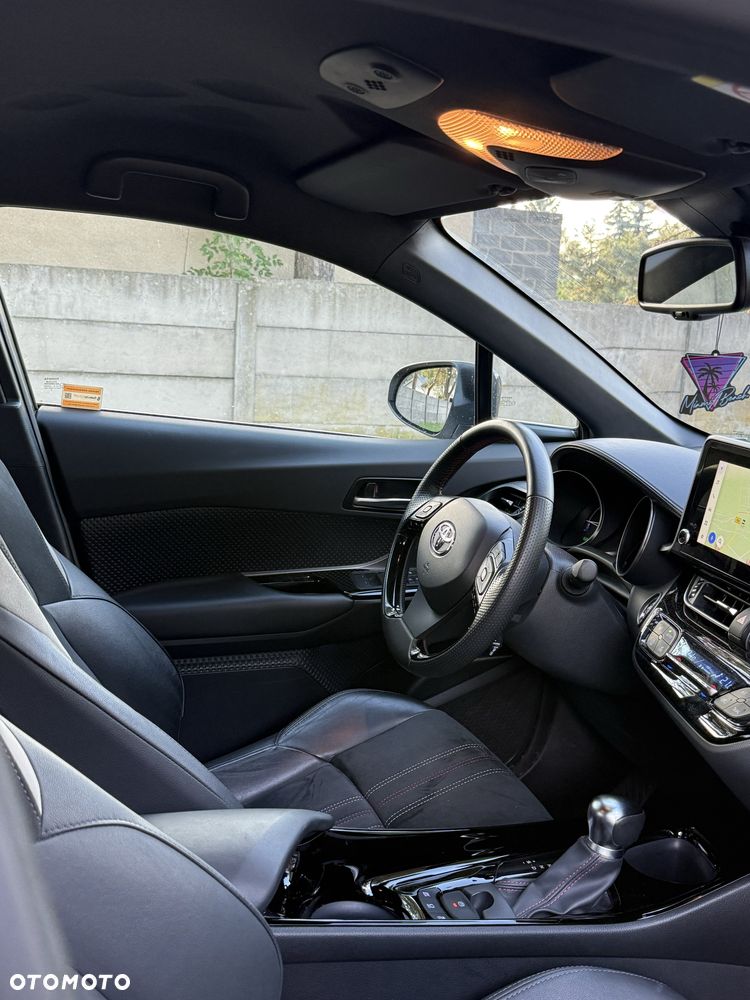 Toyota C-HR - 8