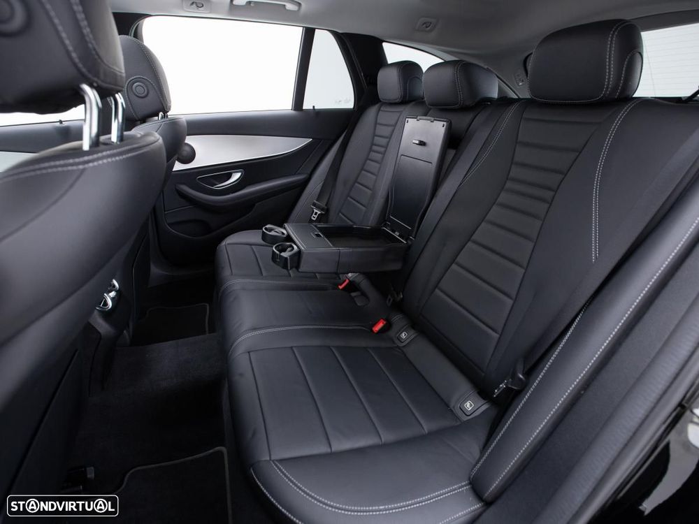 Mercedes-Benz E 300 de 4Matic 9G-TRONIC - 11