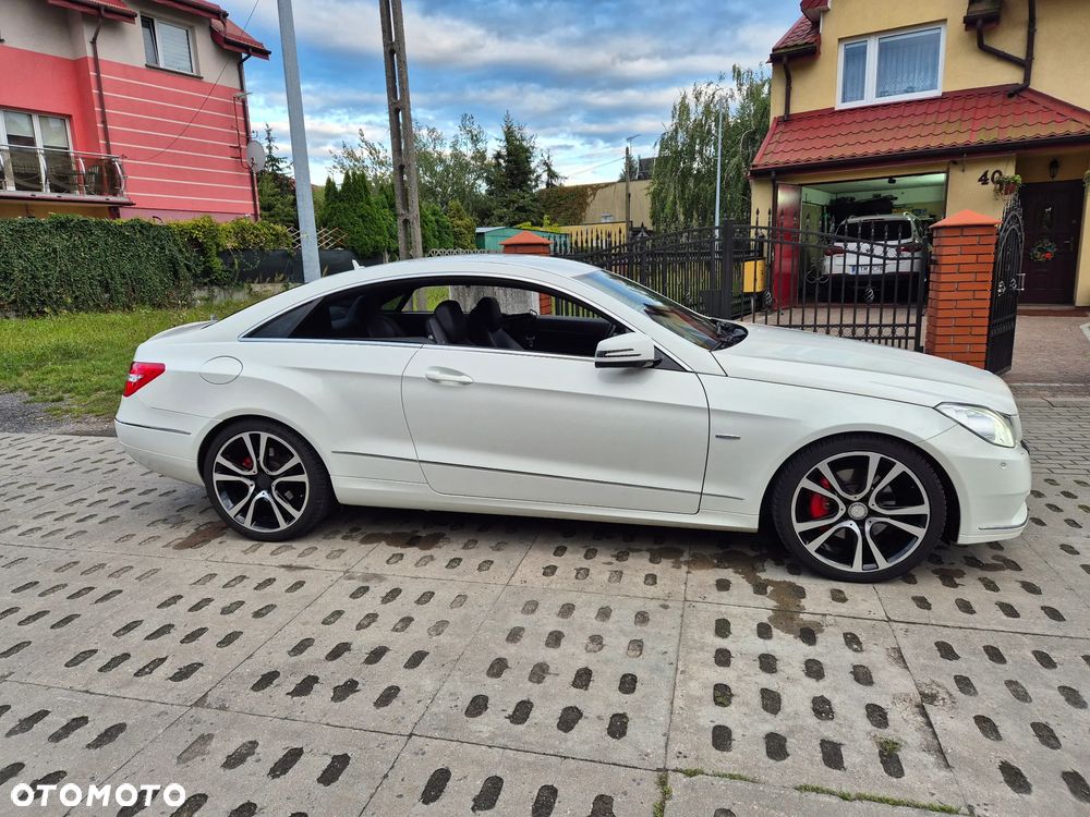 Mercedes-Benz Klasa E 250 CDI DPF Coupe BlueEFFICIENCY Avantgarde - 26