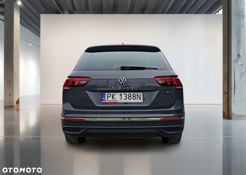 Volkswagen Tiguan 2.0 TSI 4Mot Elegance DSG - 4