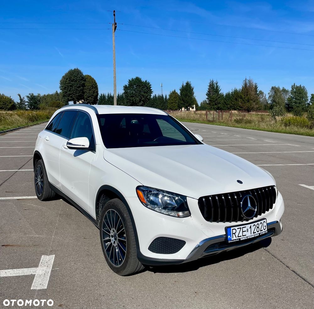 Mercedes-Benz GLC 300 4Matic 9G-TRONIC - 1