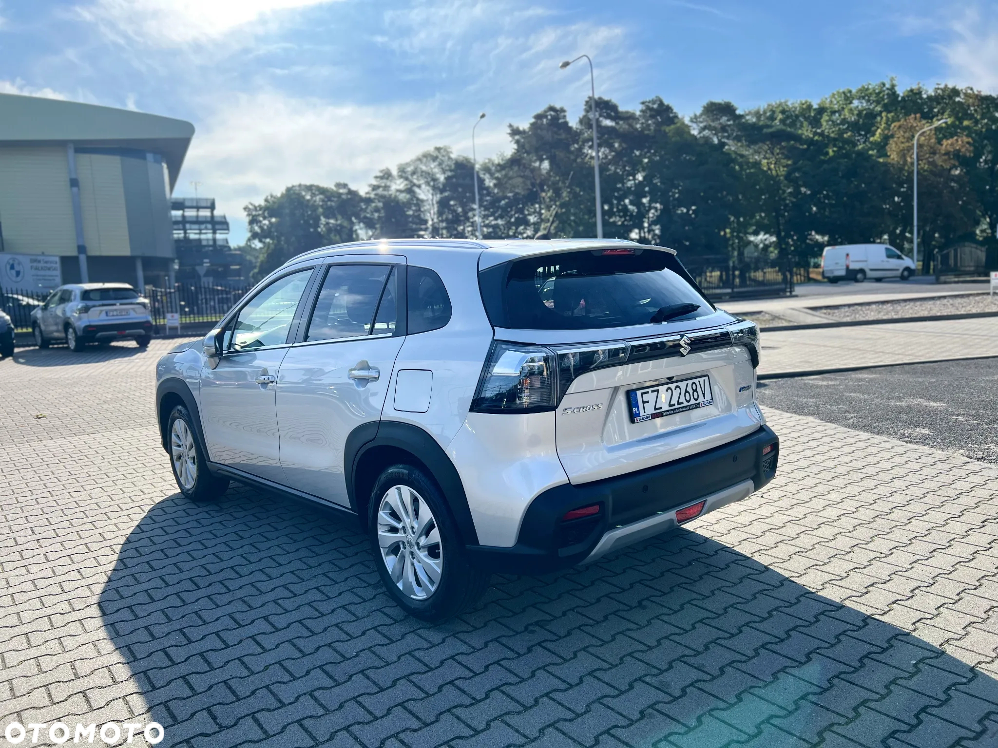 Suzuki SX4 S-Cross 1.5 DualJet Hybrid Premium Plus SP AGS - 3