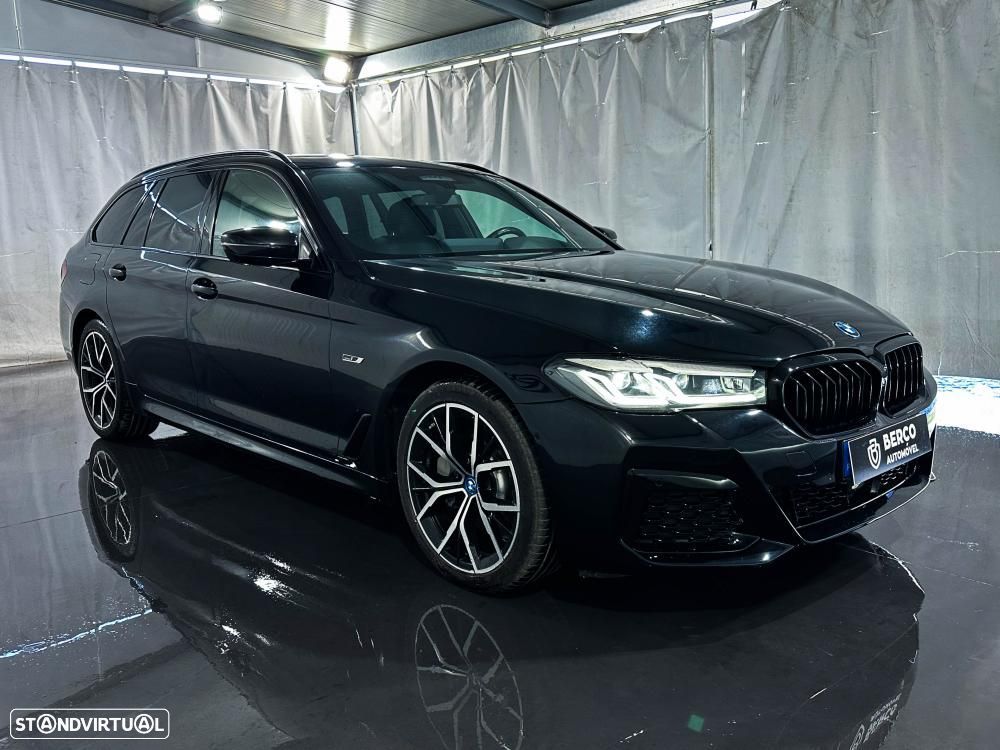 BMW 530 e Pack Desportivo M - 4
