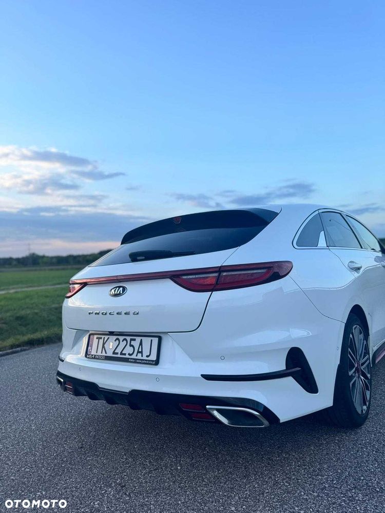 Kia ProCeed - 4