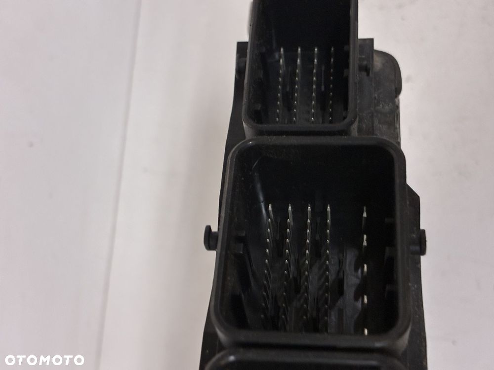 FORD KOMPUTER  STEROWNIK  SILNIKA ECU AU71-12A650-AC - 5