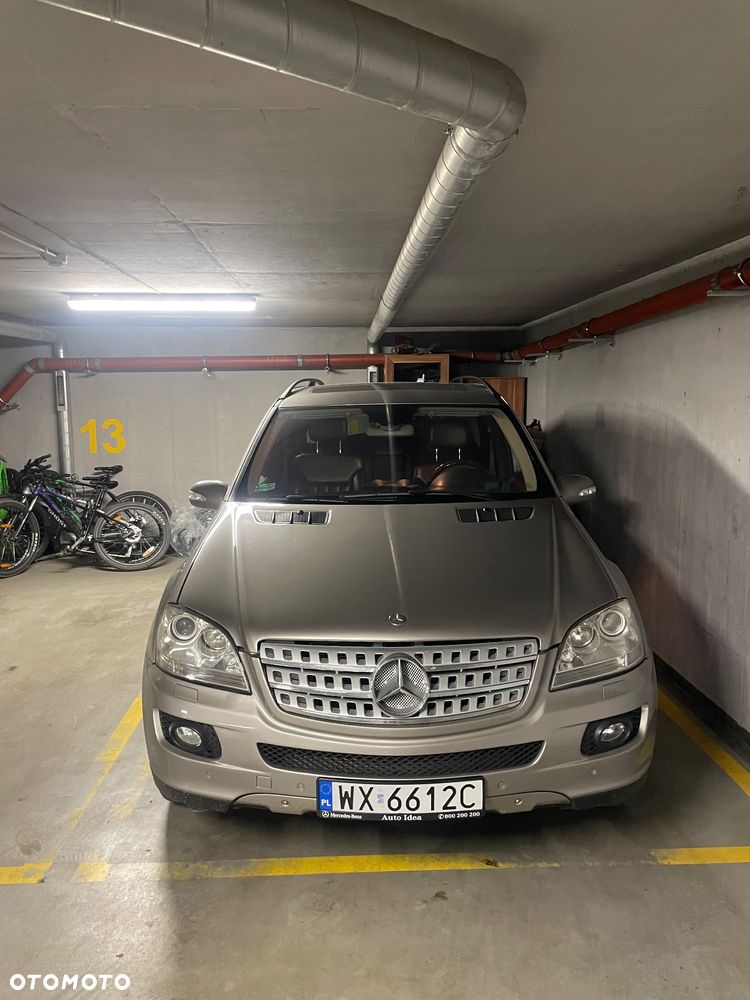 Mercedes-Benz ML 500 4-Matic - 1