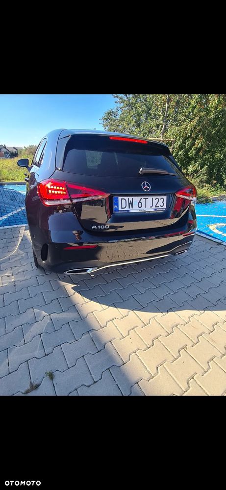 Mercedes-Benz Klasa A 180 AMG Line 7G-DCT - 2