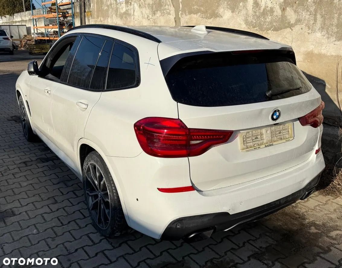 BMW X3 G01 A300 Alpinweiss Klapa bagażnika - 1