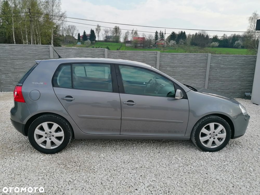 Volkswagen Golf 1.6 Tour - 8