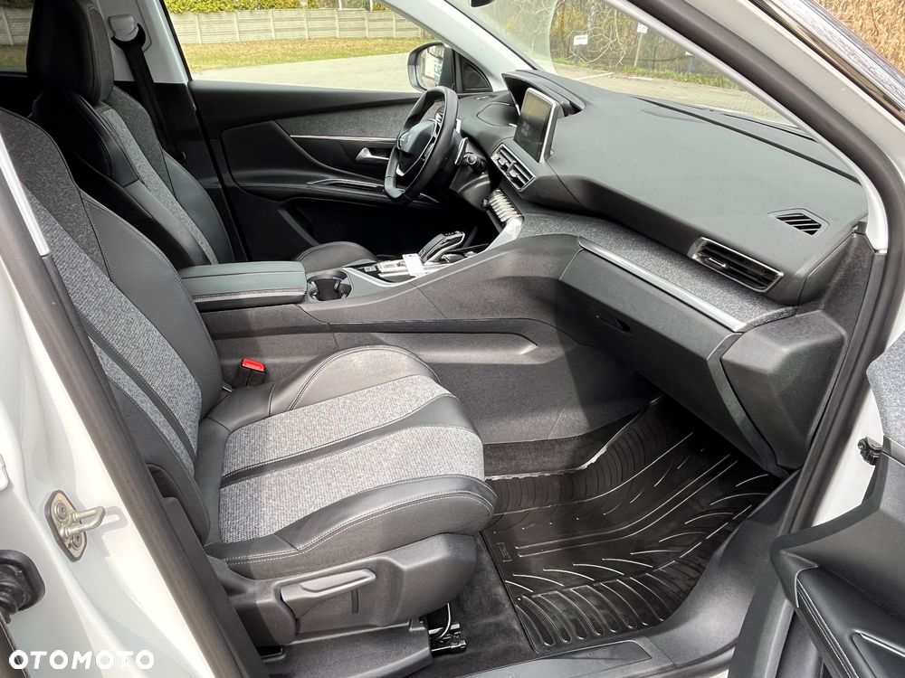 Peugeot 5008 BlueHDi 130 EAT8 Allure - 15