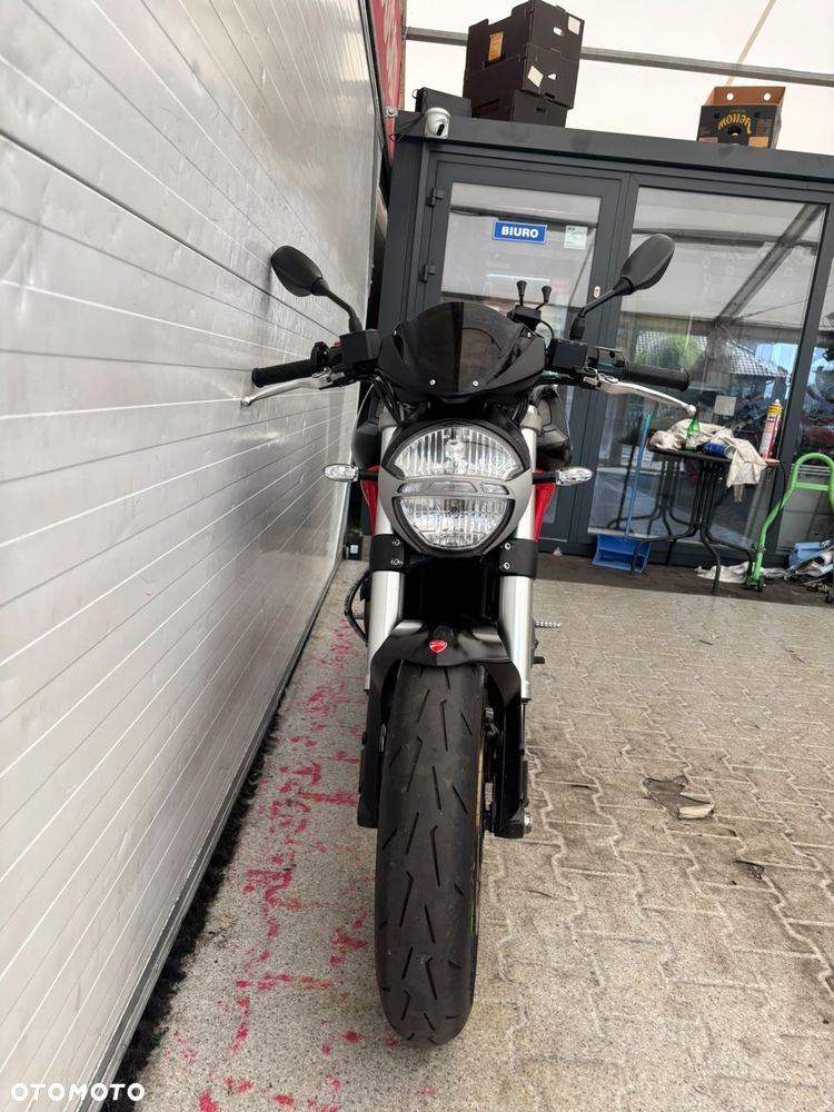 Ducati Monster - 28