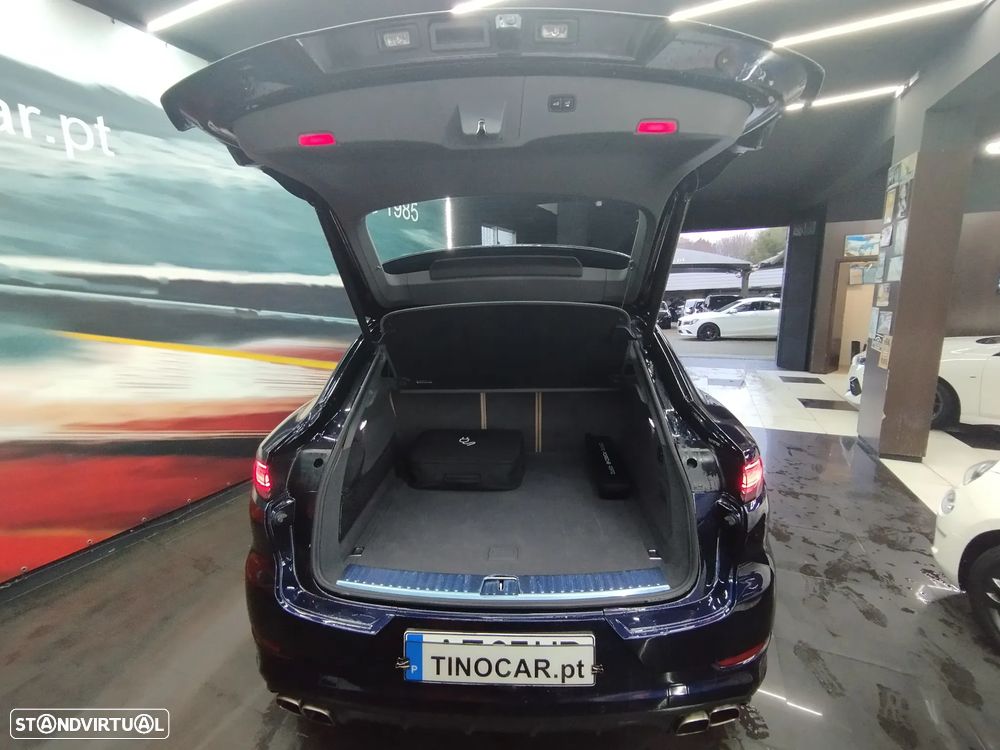 Porsche Cayenne Coupé Turbo S E-Hybrid - 16