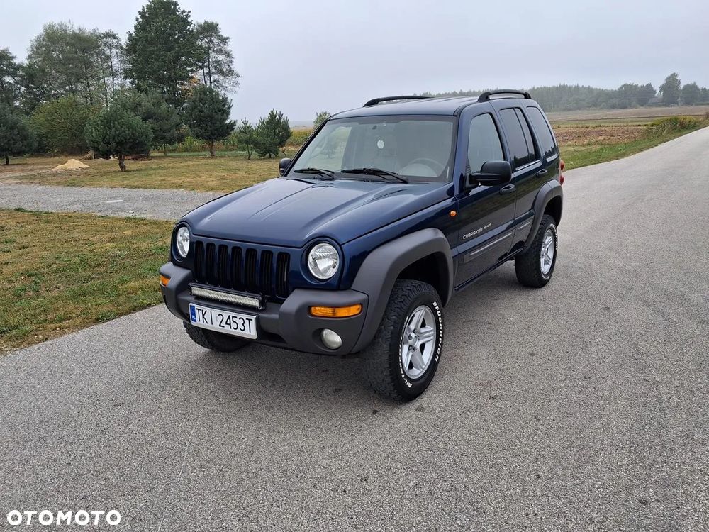 Jeep Cherokee - 18