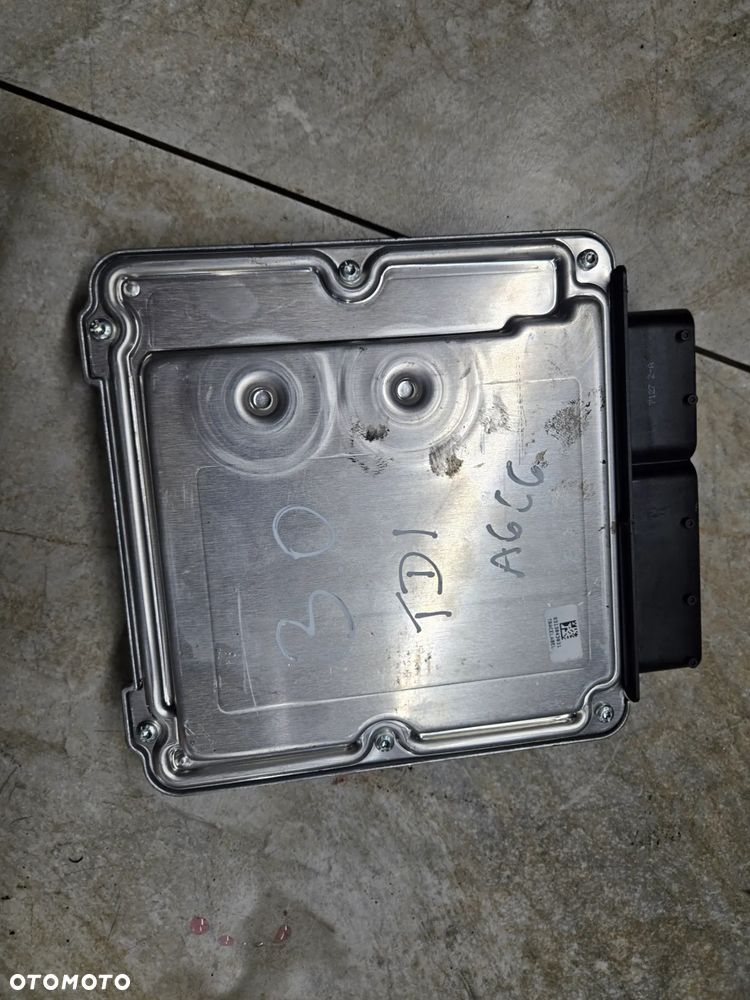 STEROWNIK SILNIKA  3.0 TDI 4F0910402E 0281013610 - 4
