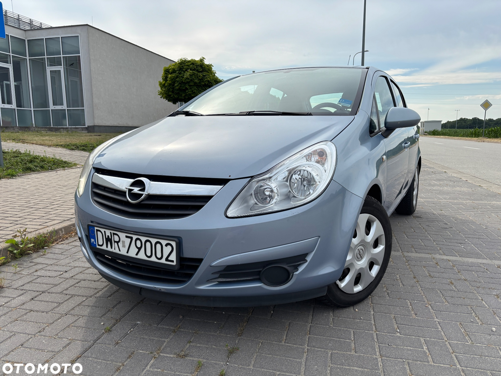 Opel Corsa 1.2 16V Enjoy - 2