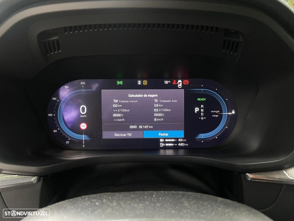 Volvo XC 60 2.0 T6 PHEV Black Edition AWD - 42