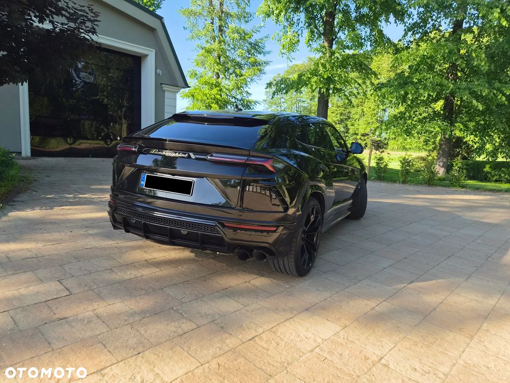 Lamborghini Urus - 3