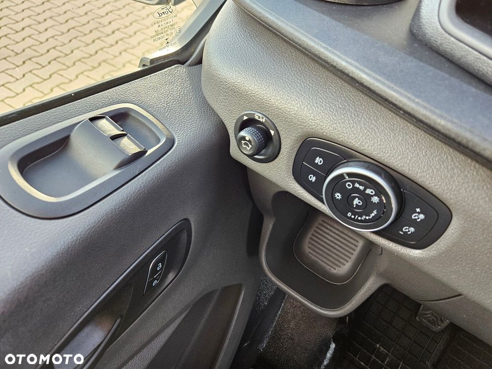 Ford transit L4H3 *79999zł NETTO* Brygadówka 7 osób 2.0TdCi/131KM - 19