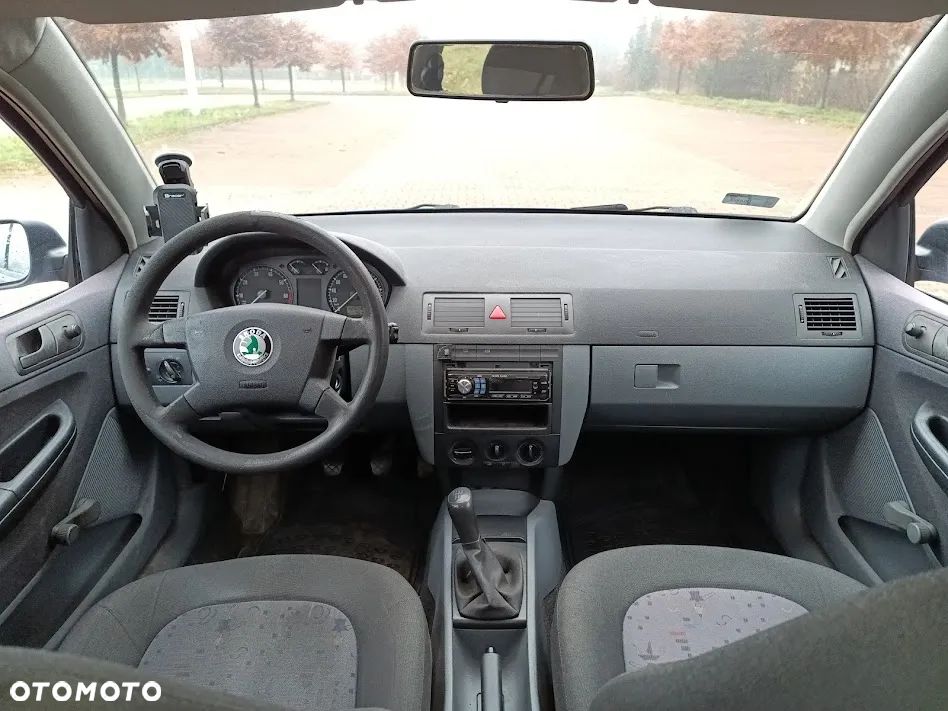 Skoda Fabia 1.4 16V Classic - 7