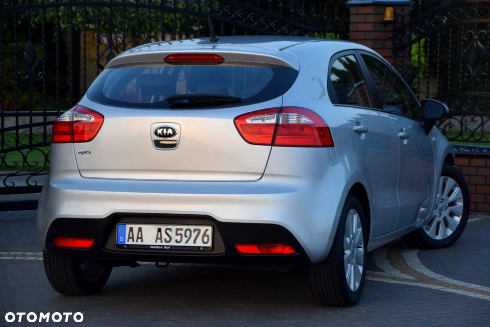 Kia Rio 1.2 Edition 7 - 12