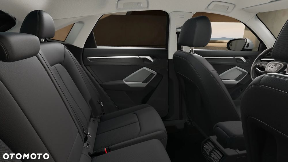 Audi Q3 Sportback - 11