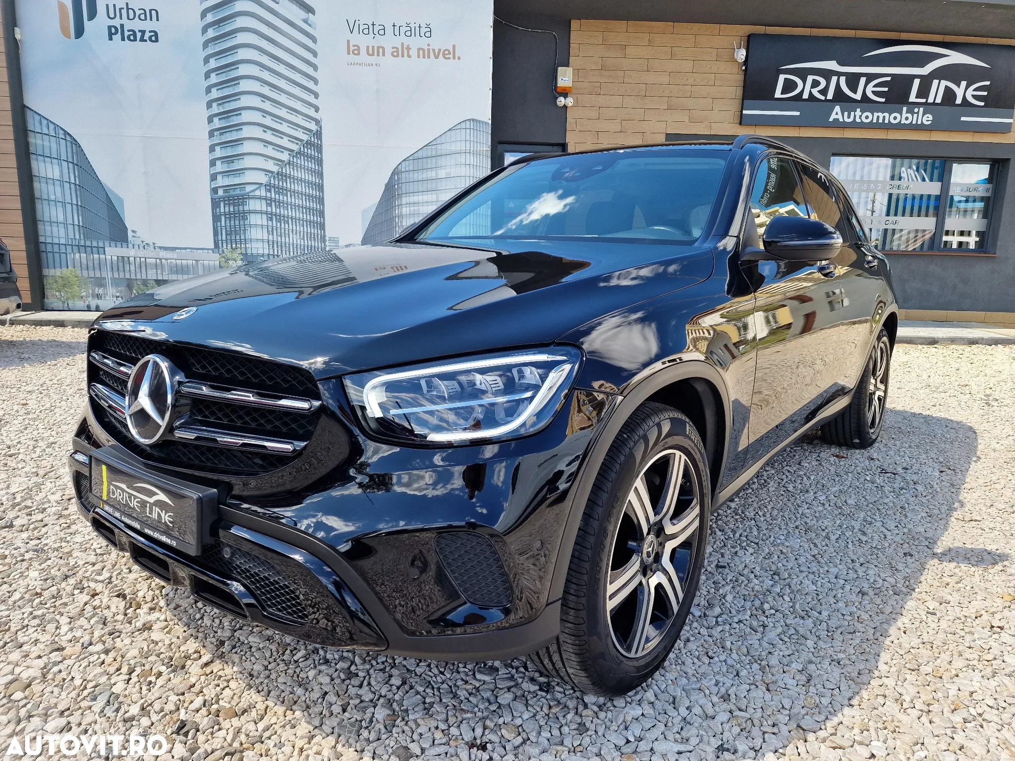 Mercedes-Benz GLC 300 de 4Matic 9G-TRONIC - 4