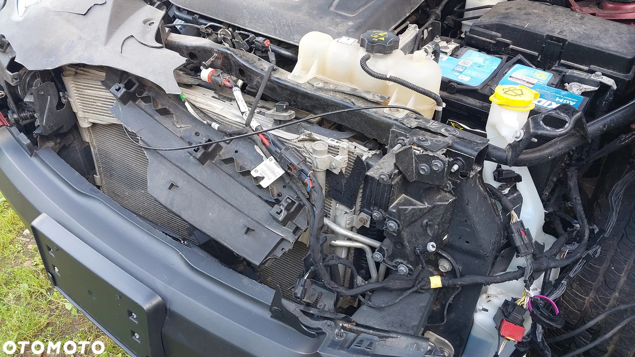 Jeep Cherokee - 4