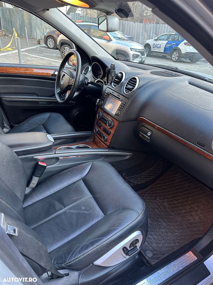 Mercedes-Benz GL 320 CDI DPF 4Matic 7G-TRONIC - 23