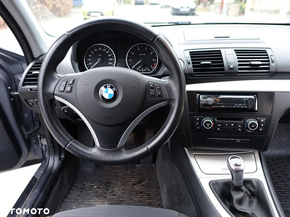 BMW Seria 1 116i Edition Sport - 13